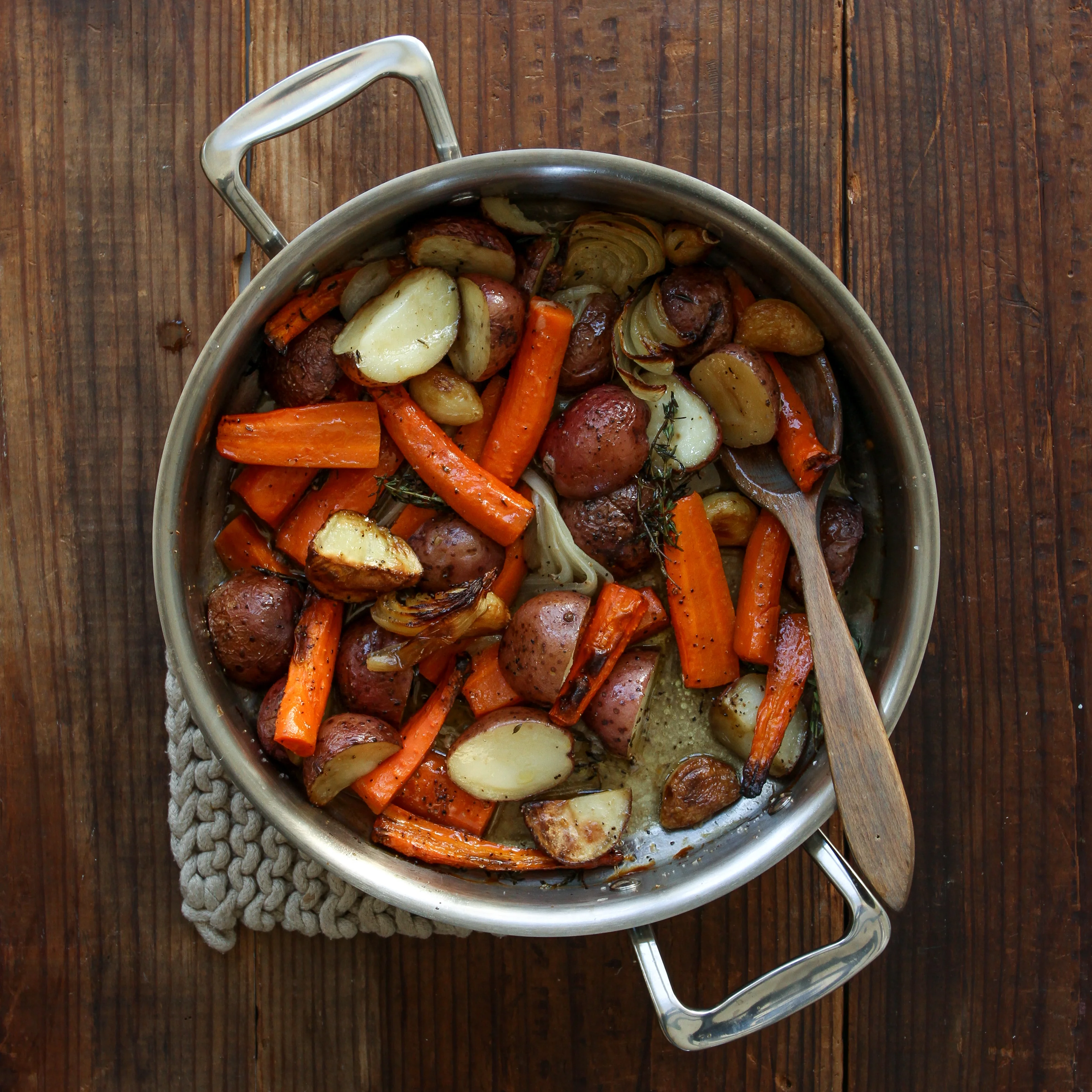 3-in-1 Roasting Pan with Handles - Image 4